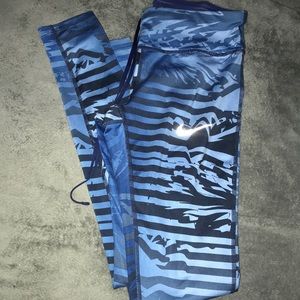 Nike leggings